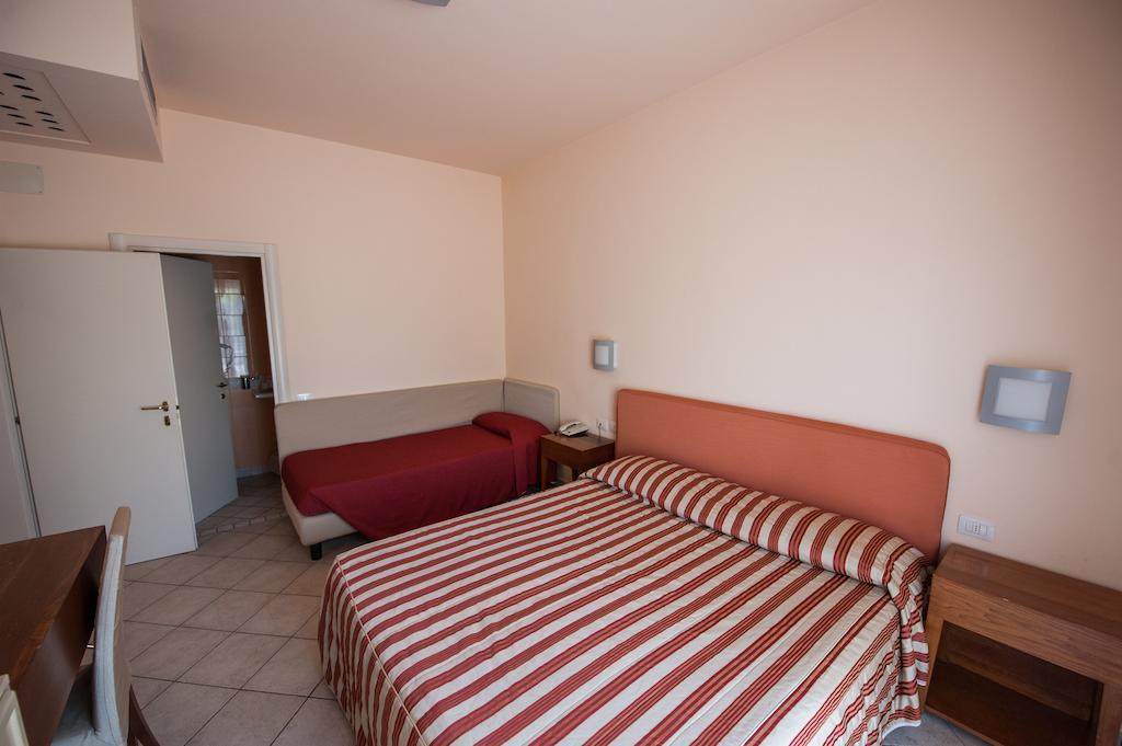 Alba Hotel Marina di Ravenna Exterior photo